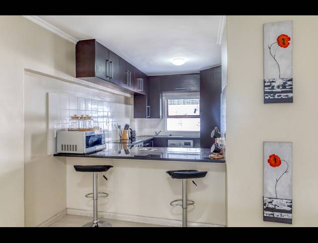 3 BEDROOM APARTMENT TO LET IN PAULSHOF